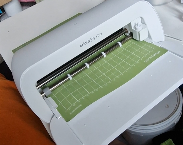 Cricut Joy Machines - How to Load and Unload Mats – Help Center